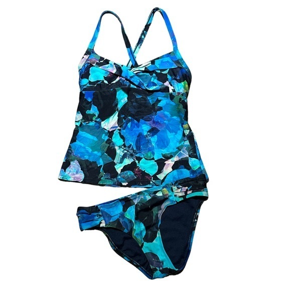 ATHLETA Mystique Twister 32 B/C top XS bottom wa - Picture 1 of 7